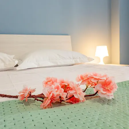 شقة Niki's House - A Due Passi Dal ليكو